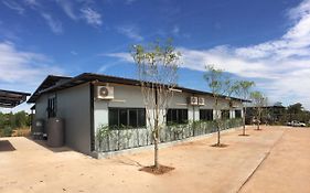 Ma Der Bua Hotel